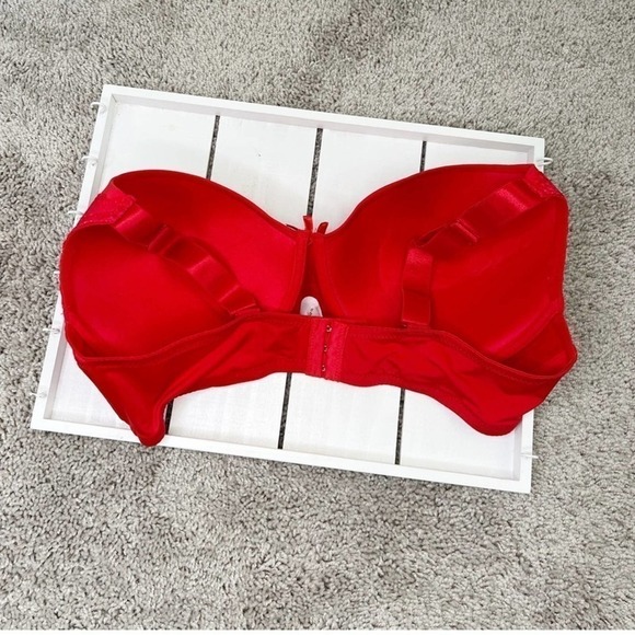 Vadalala red bra      44D - Picture 3 of 5